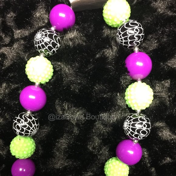 Spiderweb Chunky Bead Necklace HAND CRAFTED